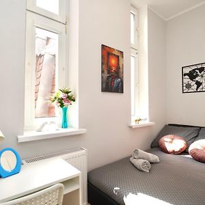 Budget Kamer met een King Size Bed